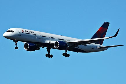 delta airlines offers flights from SFO to OAK